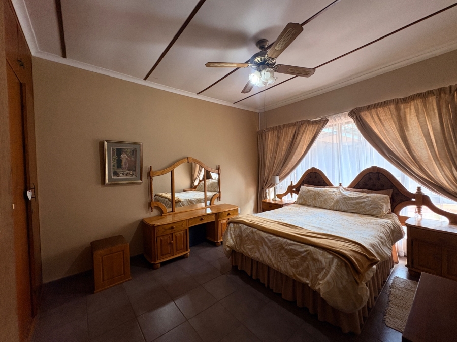 4 Bedroom Property for Sale in Stilfontein Ext 4 North West